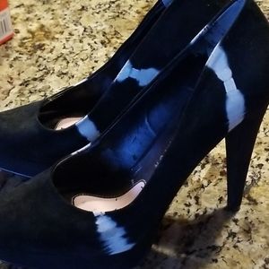 Paris Hilton Tye Die cow pattern heels